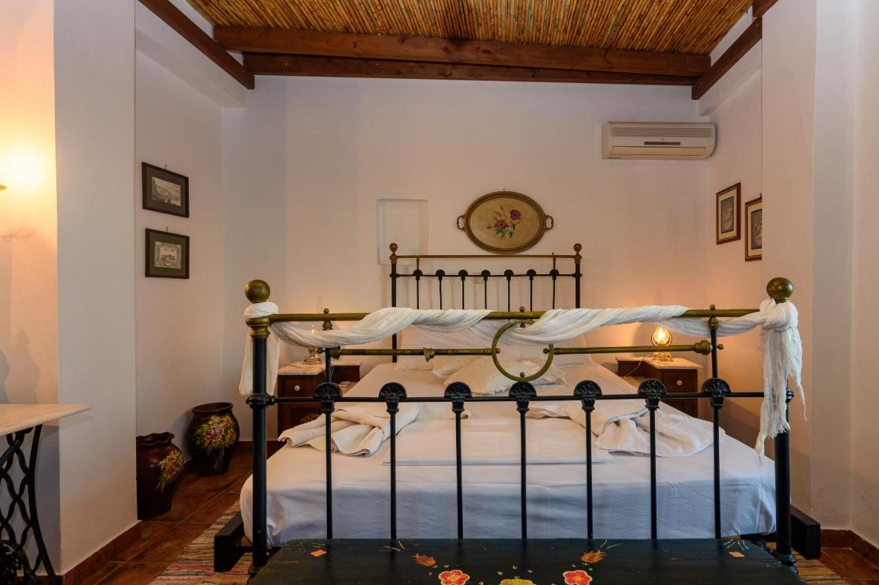 Eros Pittoresque Retreats - Perfect Location, Panoramic Seaview Корони Экстерьер фото