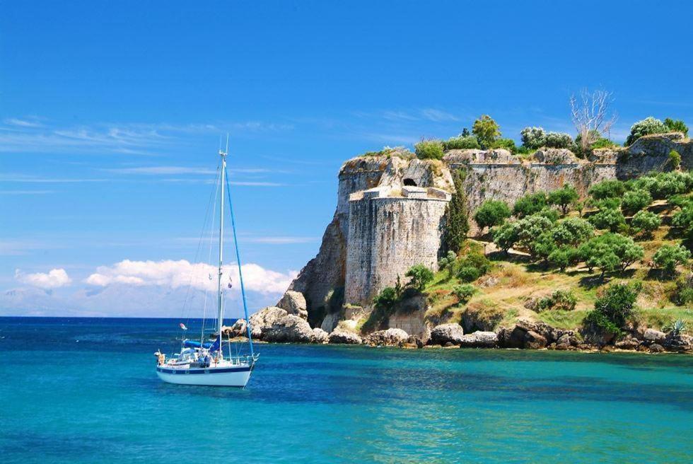 Eros Pittoresque Retreats - Perfect Location, Panoramic Seaview Корони Экстерьер фото