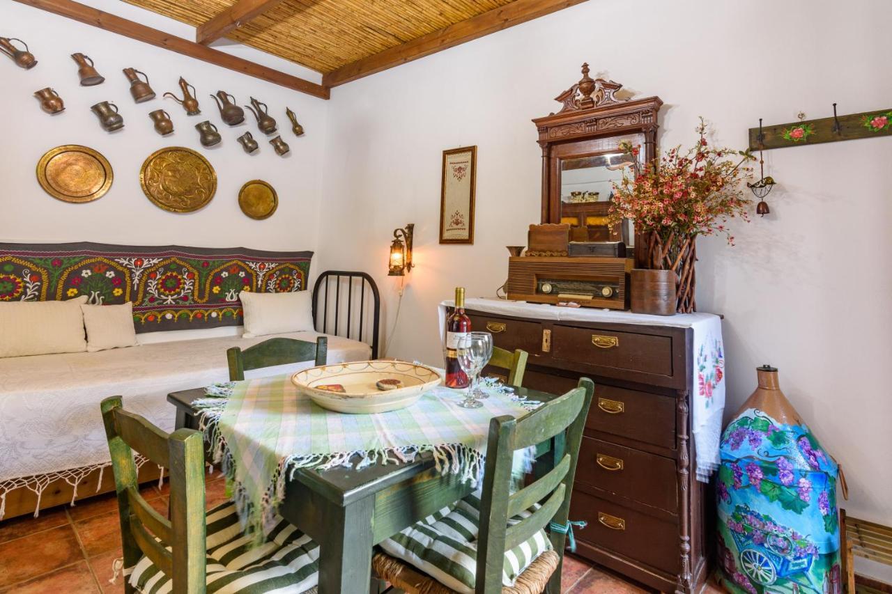 Eros Pittoresque Retreats - Perfect Location, Panoramic Seaview Корони Экстерьер фото