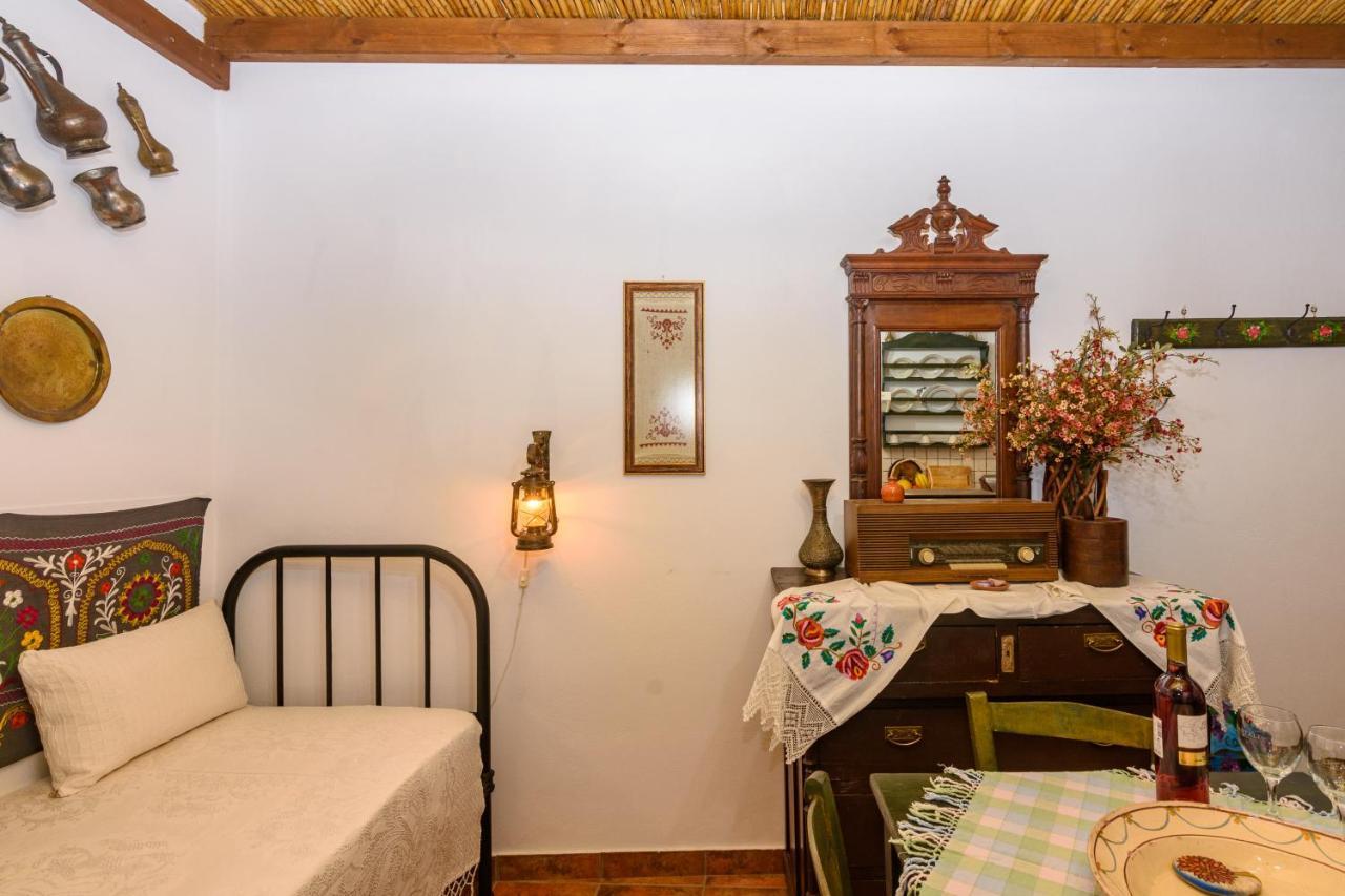 Eros Pittoresque Retreats - Perfect Location, Panoramic Seaview Корони Экстерьер фото