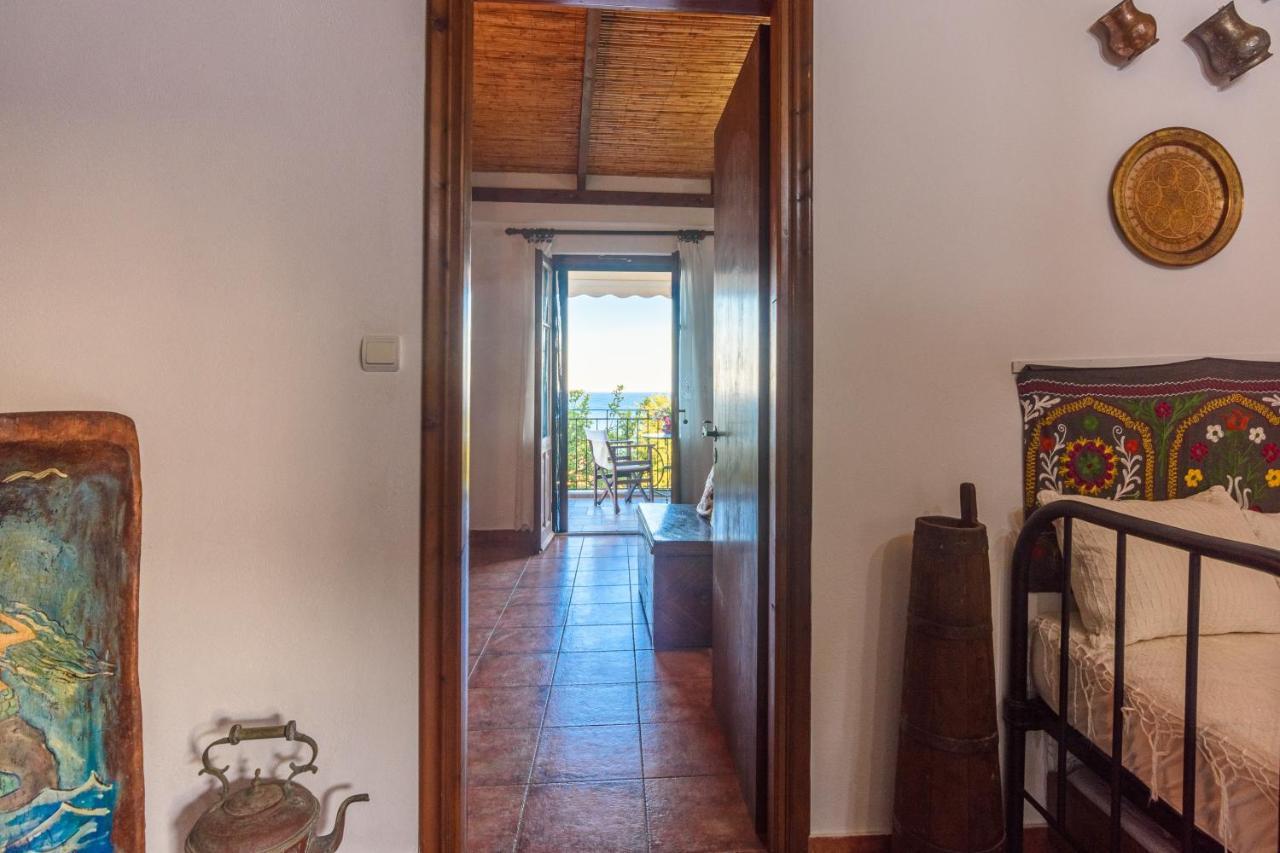 Eros Pittoresque Retreats - Perfect Location, Panoramic Seaview Корони Экстерьер фото
